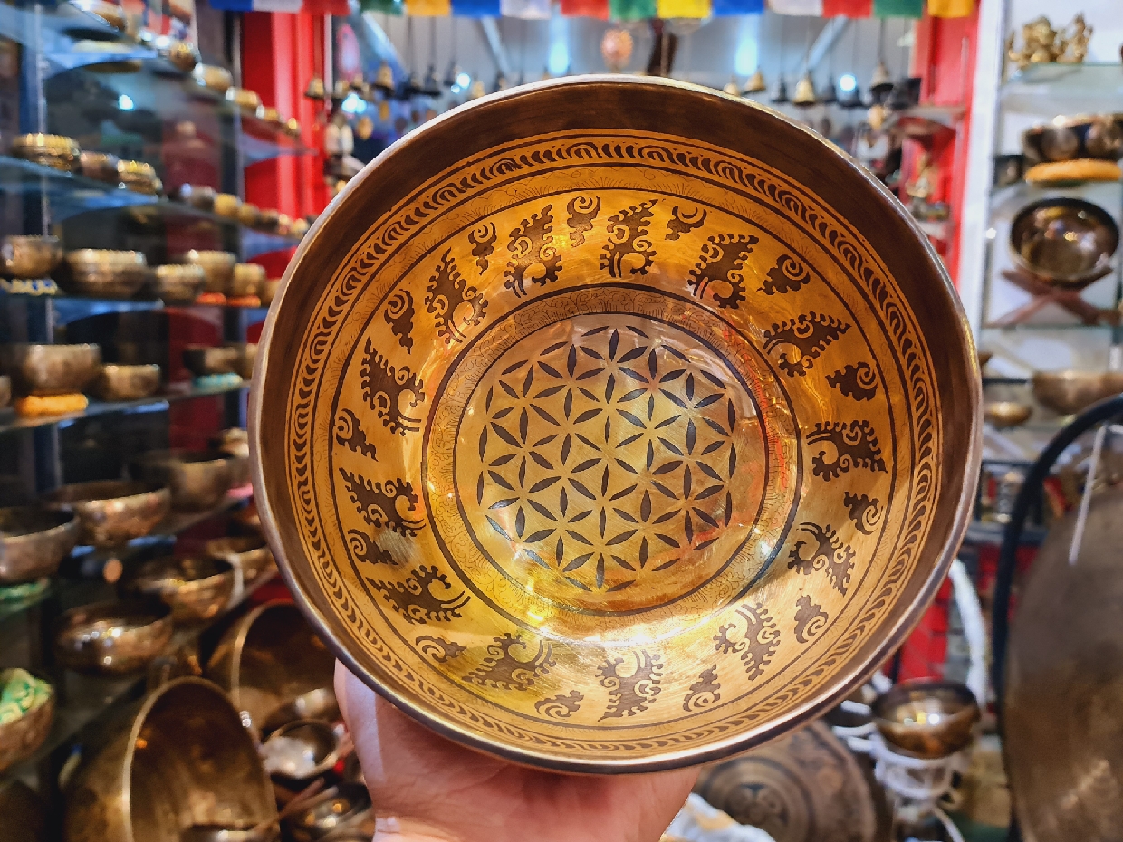 singing bowl-Flower of life