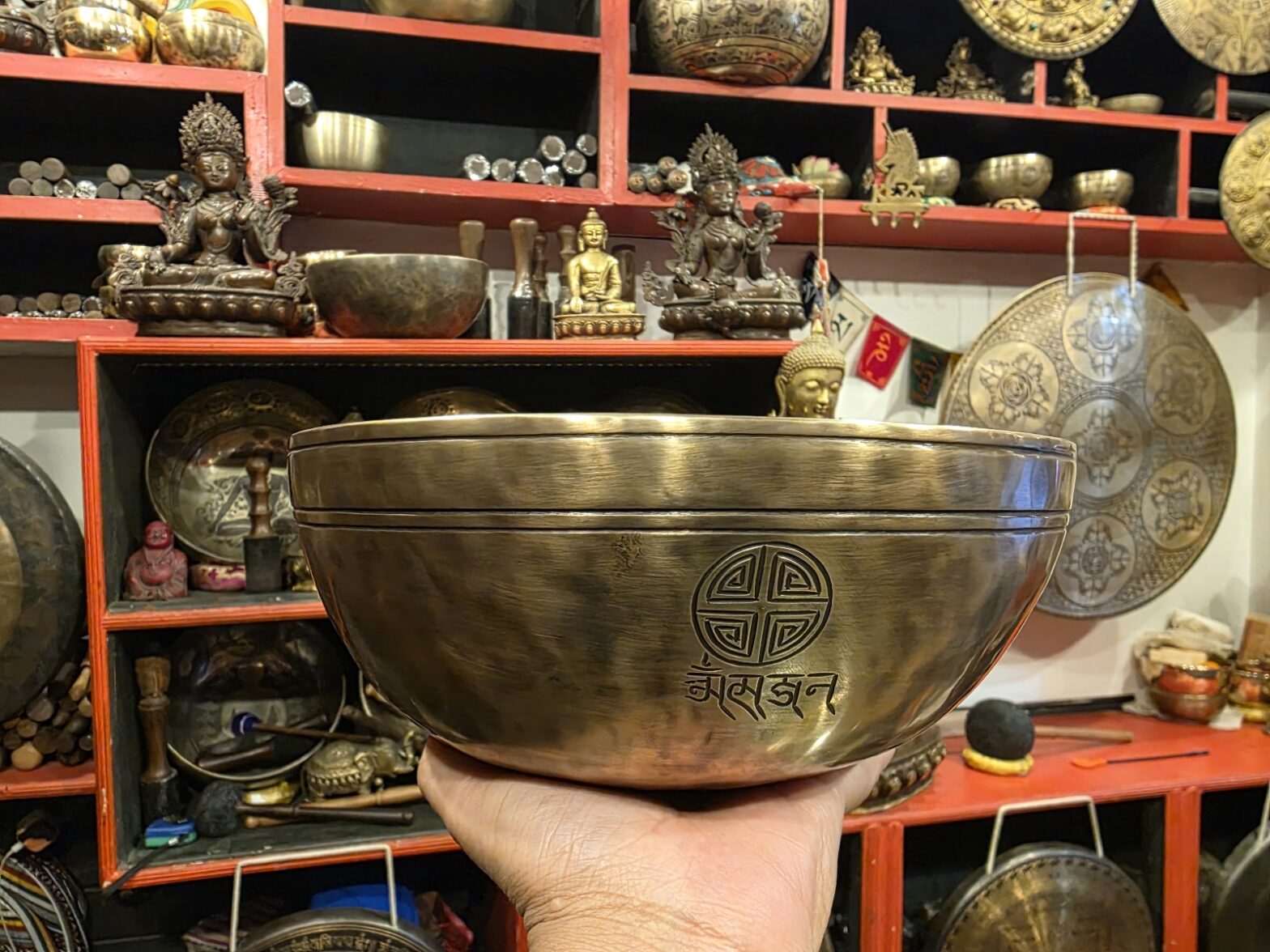Full-moon Singing Bowl 24cm